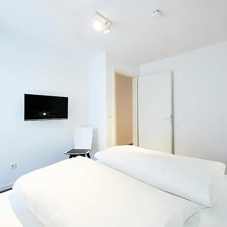 Deichhaeuser Anna Kueste Deichhaeuser Anna Kueste 2-30 בנסרסיל