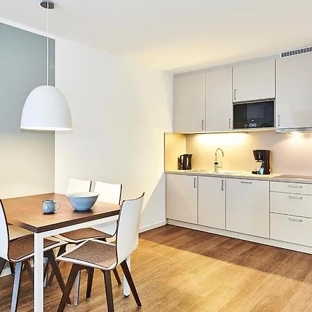 Deichhaeuser Anna Kueste Deichhaeuser Anna Kueste 2-30 * בנסרסיל